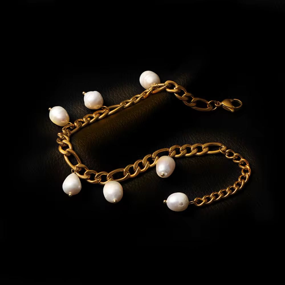 Eminata Bracelet