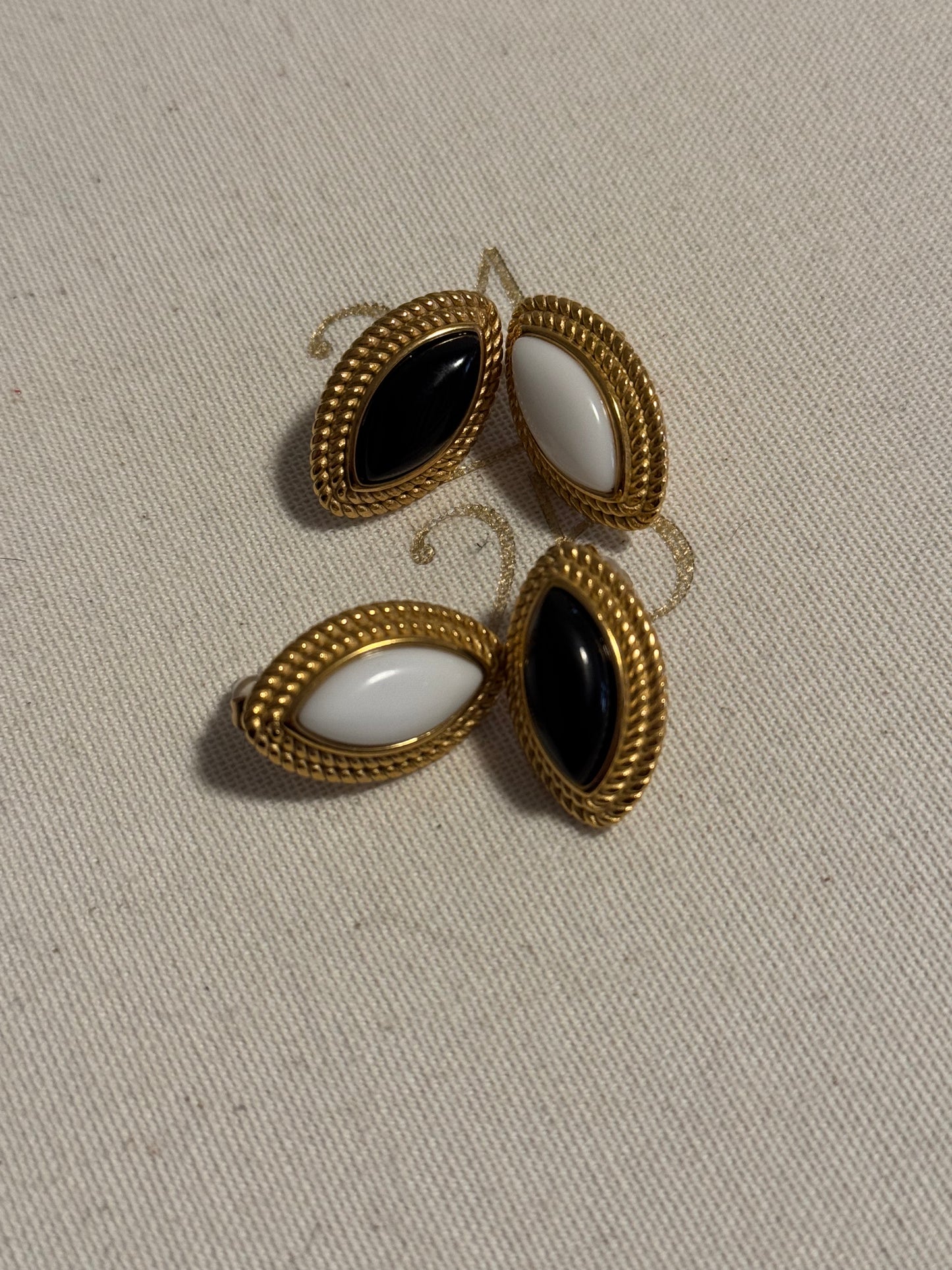 Cat ayes Earrings