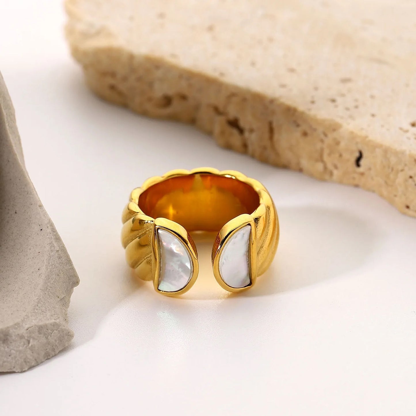 Kuki ring