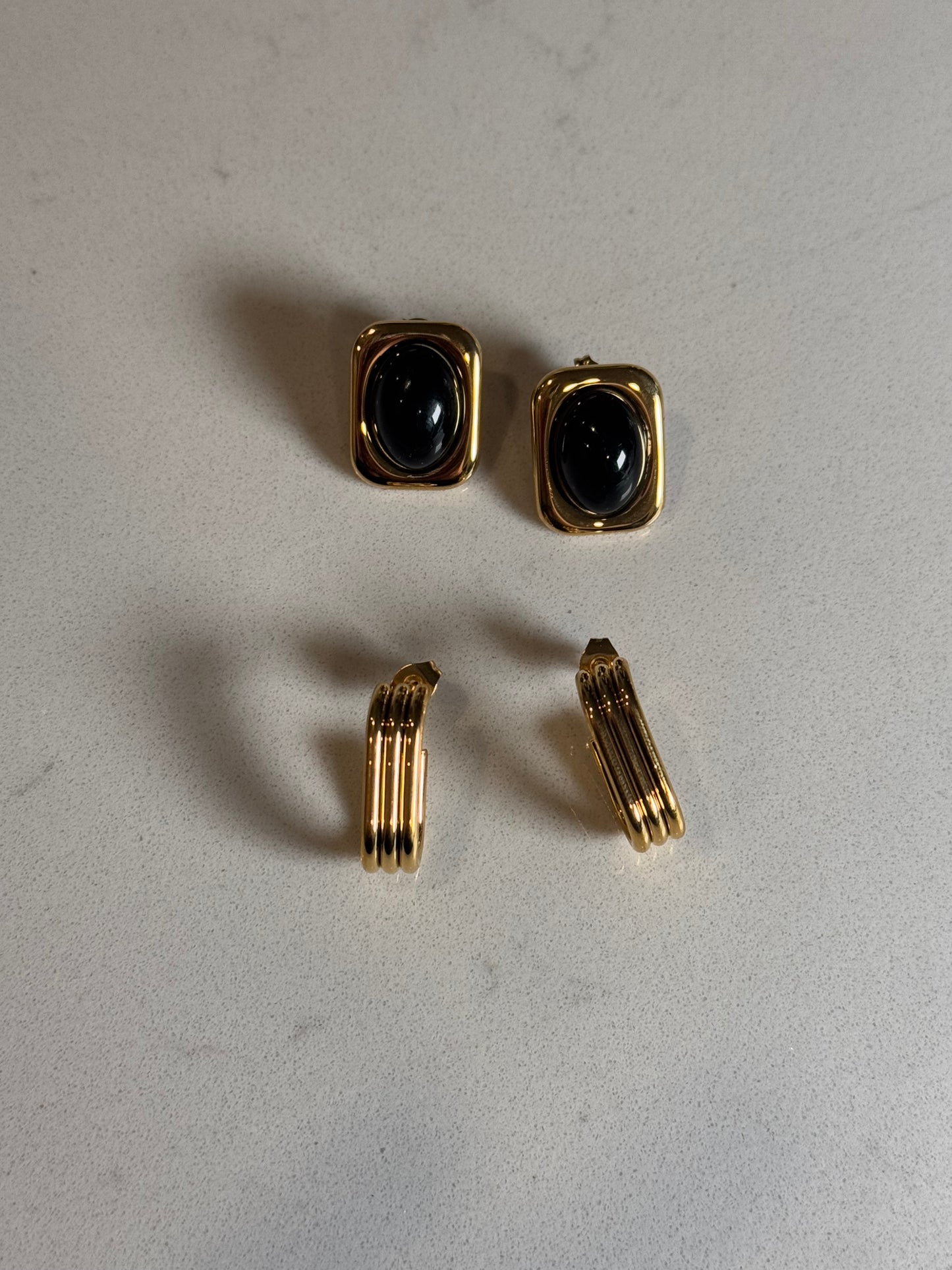 April earrings