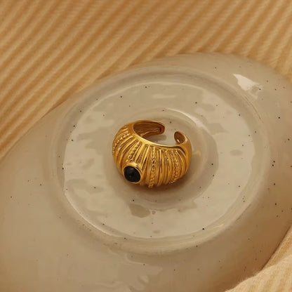Cleo Ring
