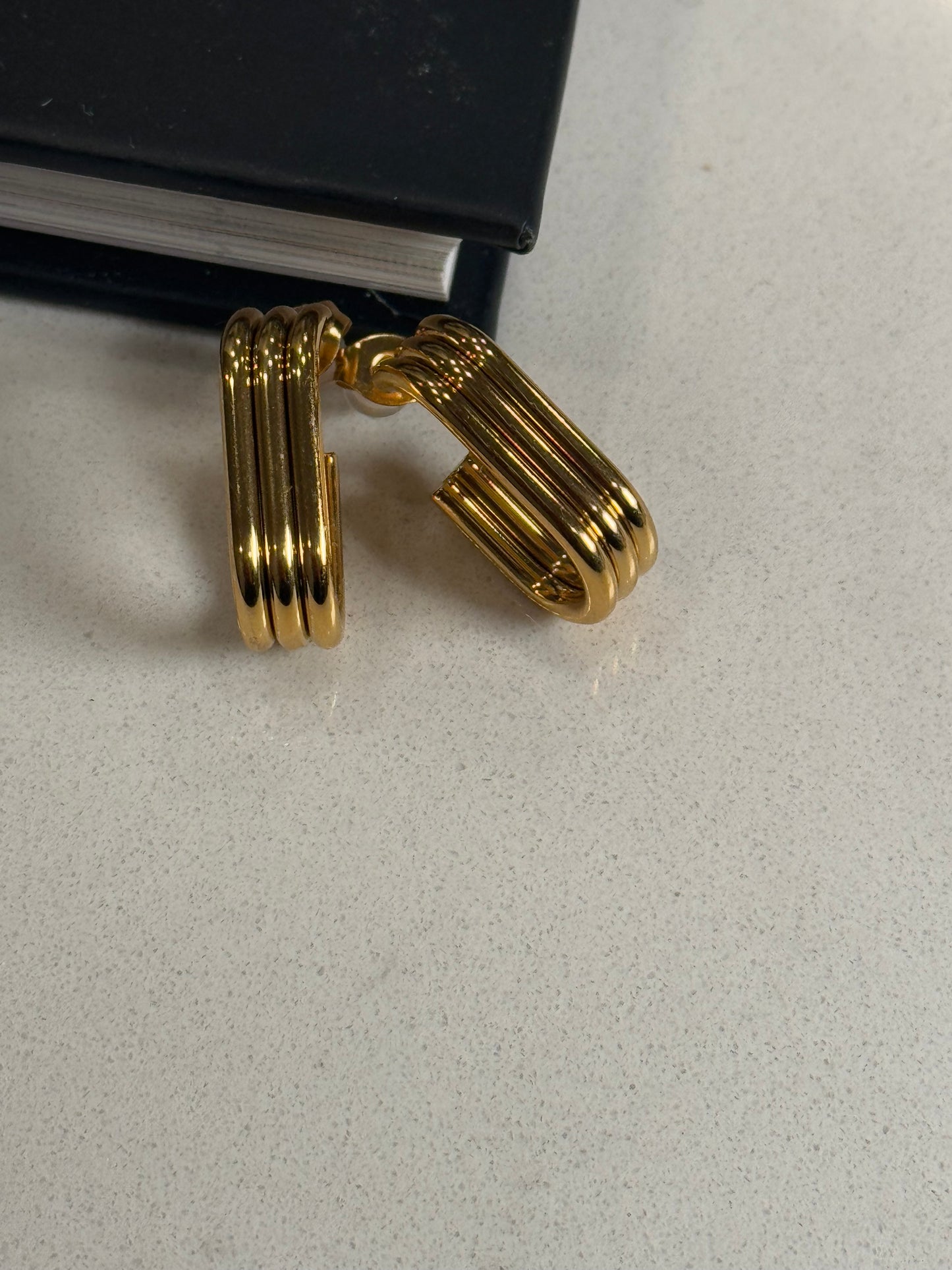 April earrings