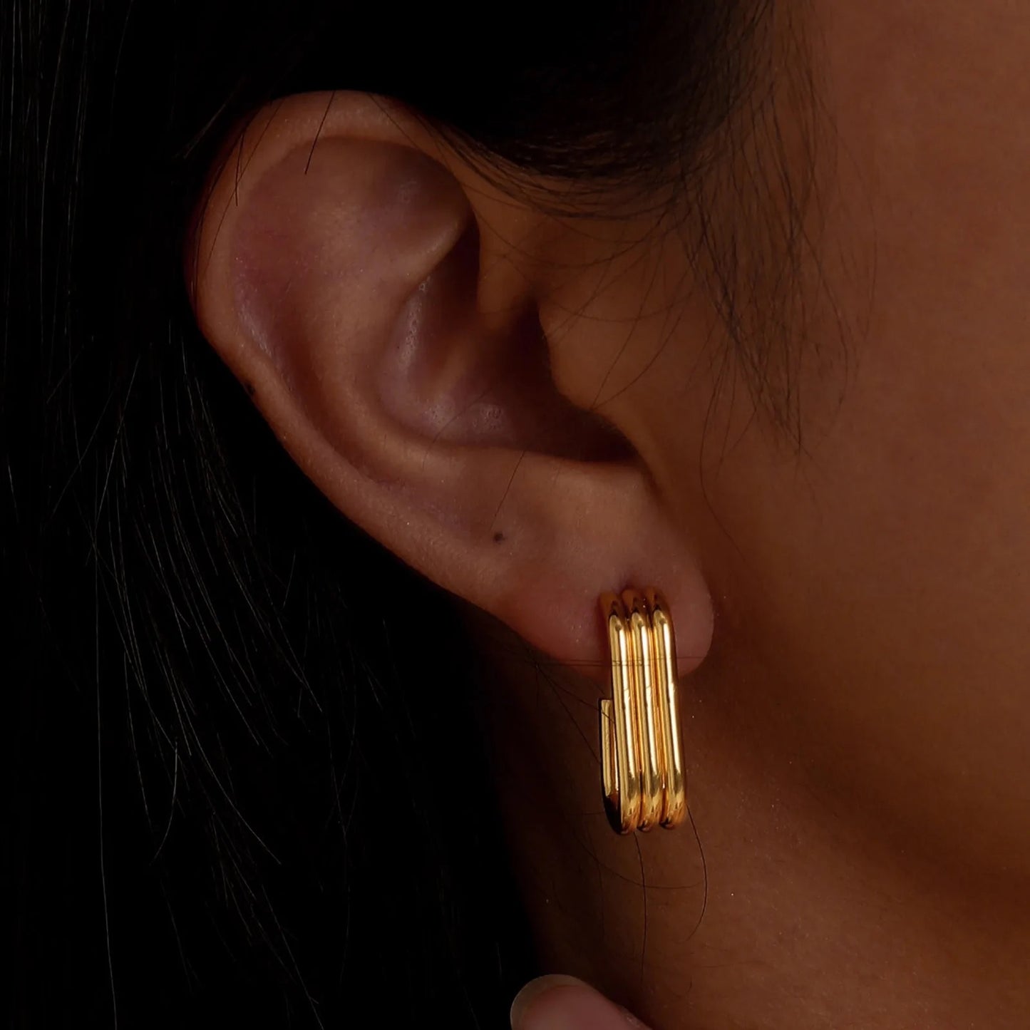 April earrings