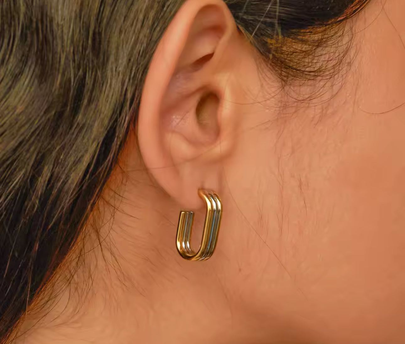 April earrings
