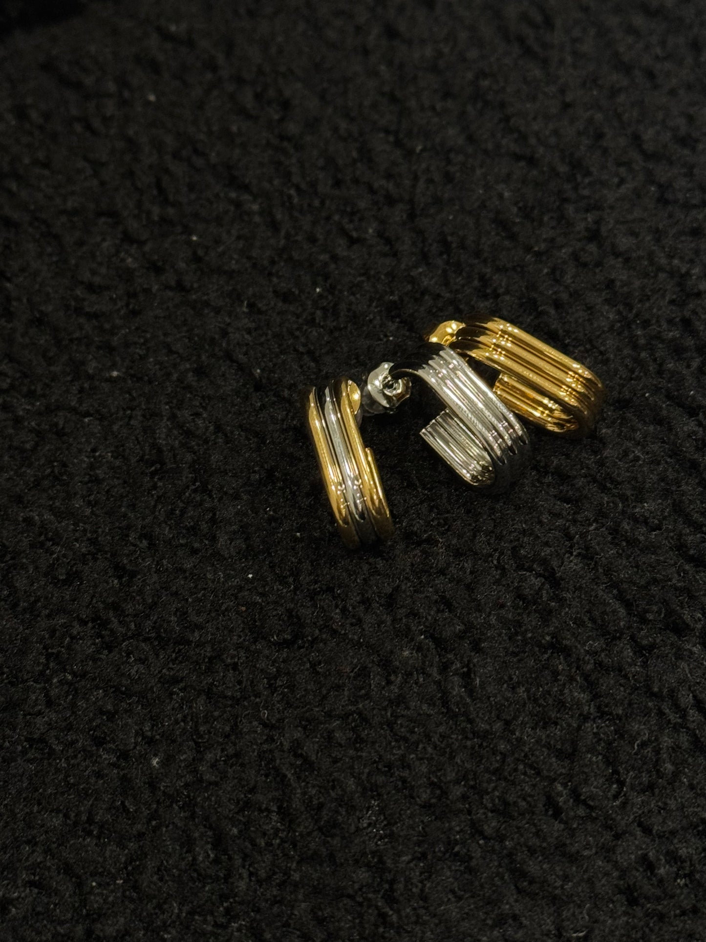 April earrings
