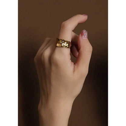 Manegt Ring