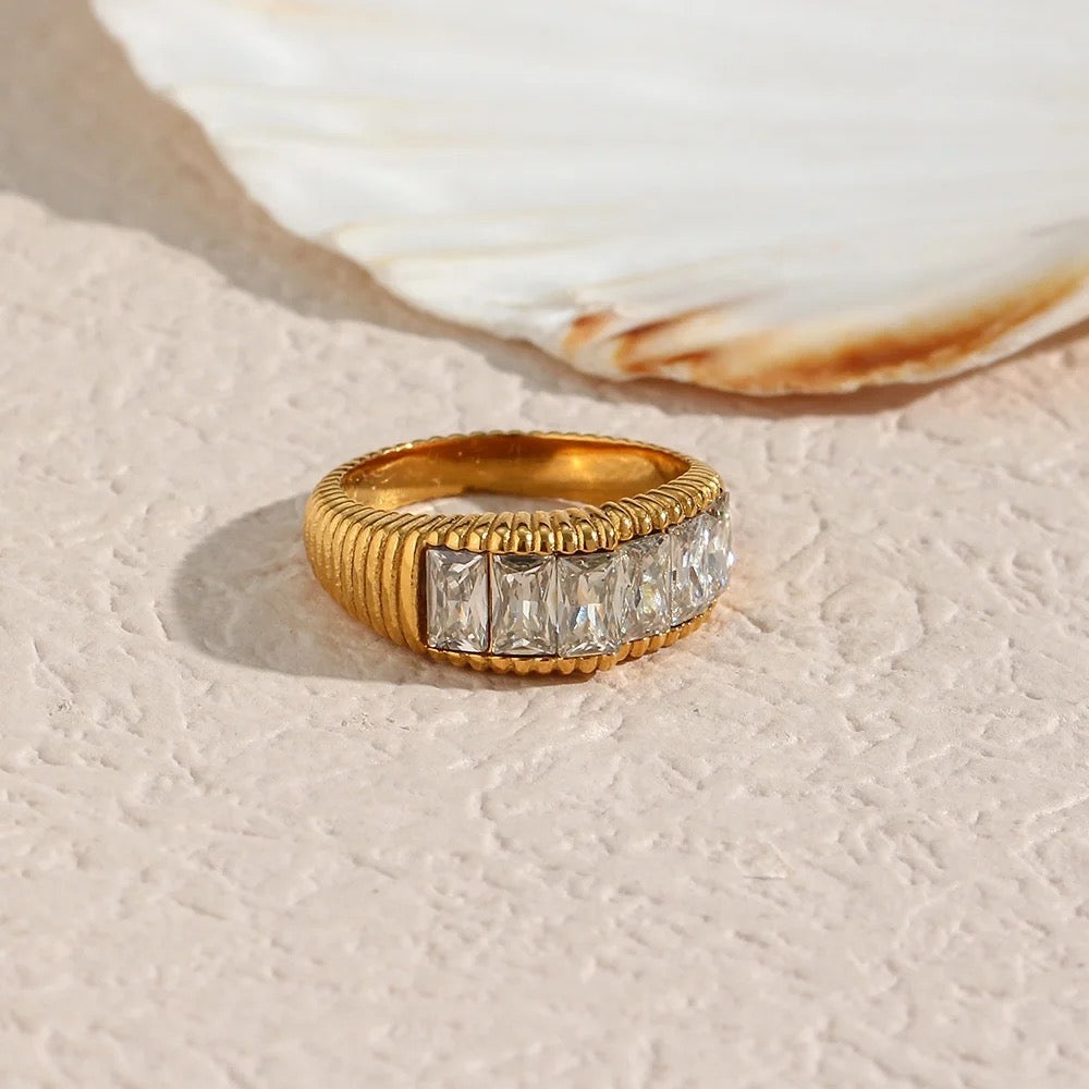 Tara ring