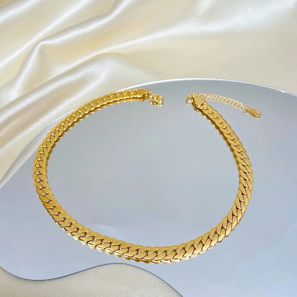 Yossy Necklace